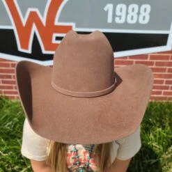 American 7X Tuscan -Western cowboy 20200506 155012