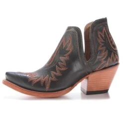 Ariat Women's Brooklyn Dixon Boot -Western cowboy ariat womens western black ankle boots 10029653 1