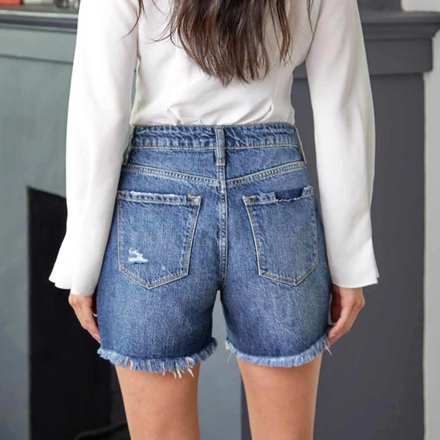 KanCan Jansen Ultra High Rise Boyfriend Shorts 3 KanCan Jansen Ultra High Rise Boyfriend Shorts - Image 3